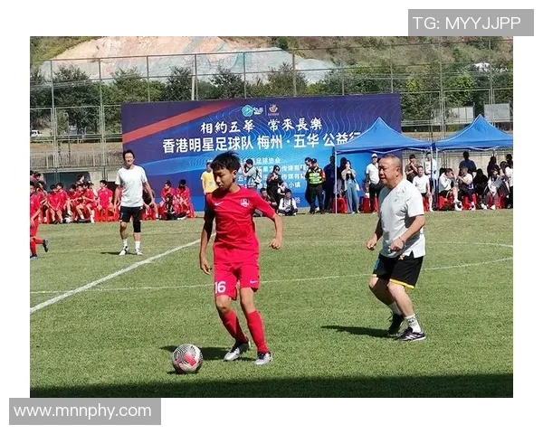 西班牙国王杯：巴萨半决赛首回合4：4战平马竞