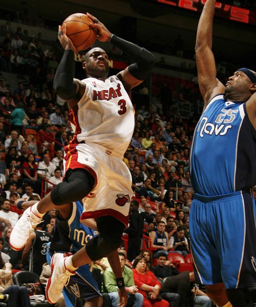 在进攻端 在进攻端