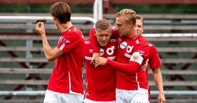 端的表现是 端的表现是