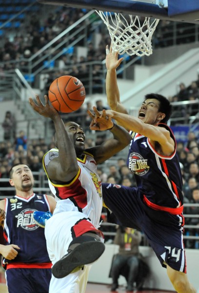 手李越宏再 手李越宏再