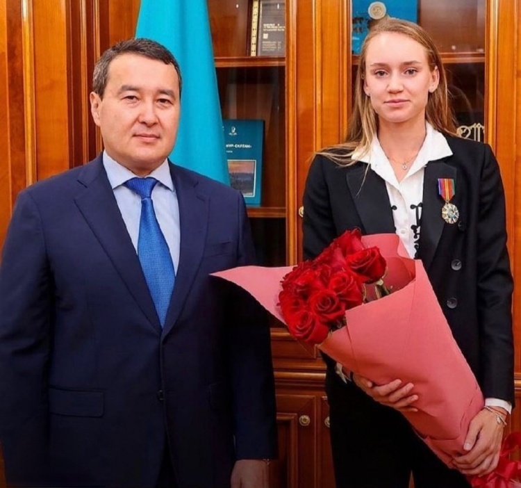 行玩家引进 行玩家引进